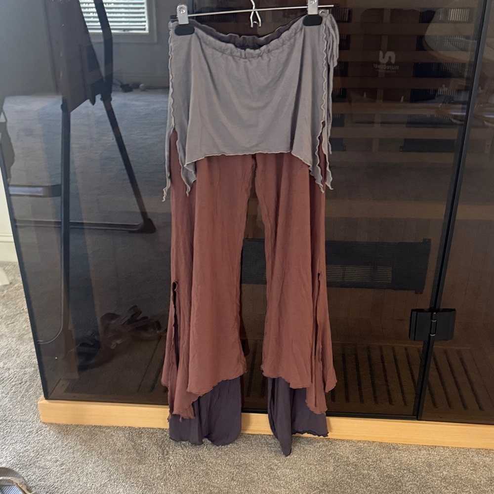 Women’s Layered Wide-Leg Pants in Mauve and Gray